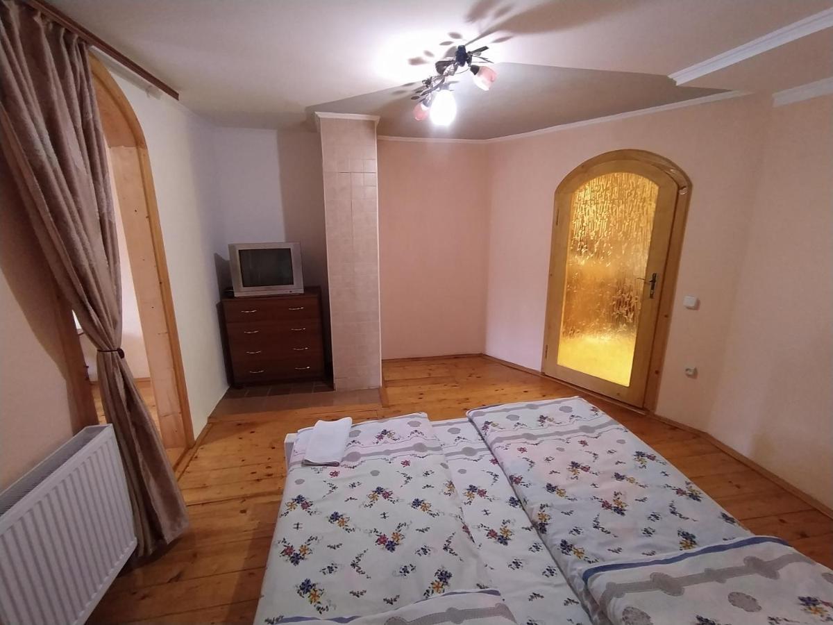 Guest House Izki Luaran gambar